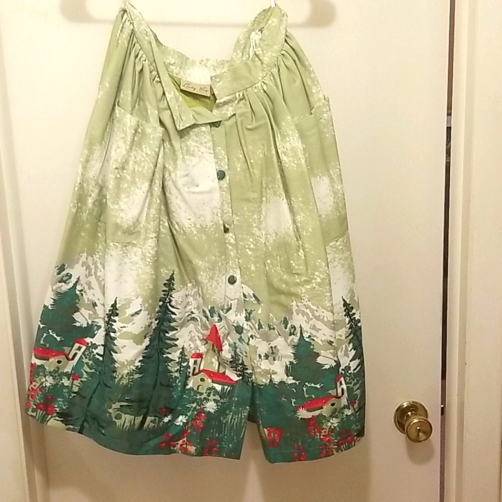 Christmas skirt by Lindy Bop. Missing top button